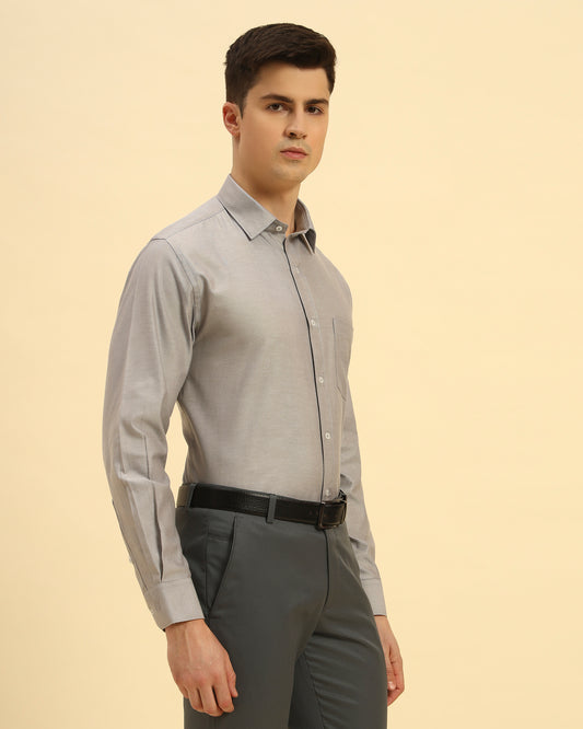 Three-quarter profile of the Men's Grey Aeternum Textured Shirt highlighting the comfortable, refined fit.