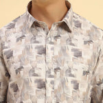 Close-up of the collar and premium fabric texture on the Aeternum Men's Printed French Cotton-Viscose Shirt.