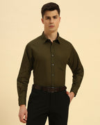 Aeternum Men's Relaxed Fit Italian Cotton-Linen Shirt in Dark Green - Front view showing the sophisticated button-down design.