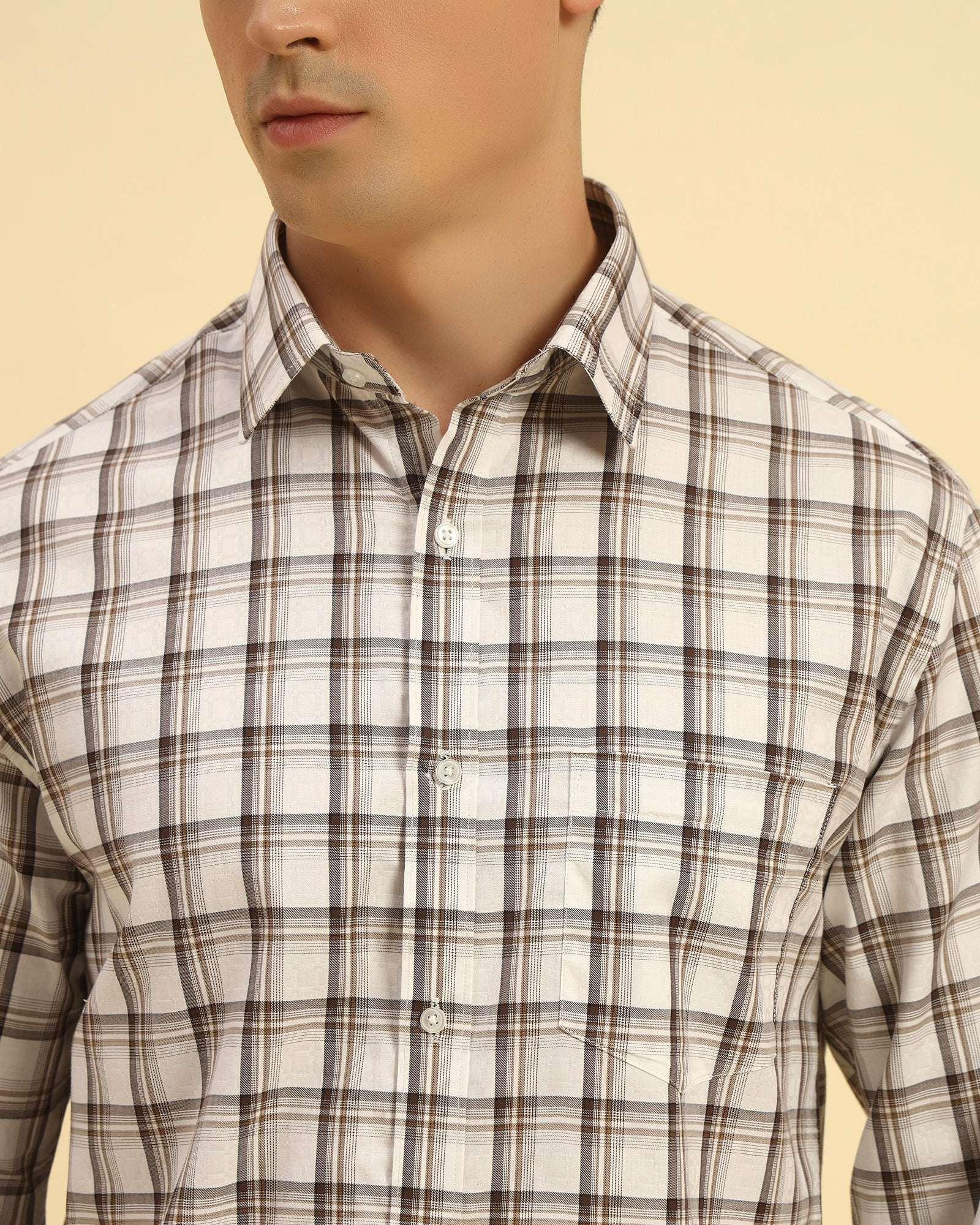 Close-up of the pointed collar and premium woven cotton texture on the Aeternum Men's White & Brown Checked Shirt.