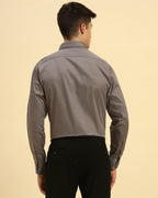 Back view of the Dark Grey Aeternum Men's Belgium Giza Shirt demonstrating the clean shoulder line and structured fit.