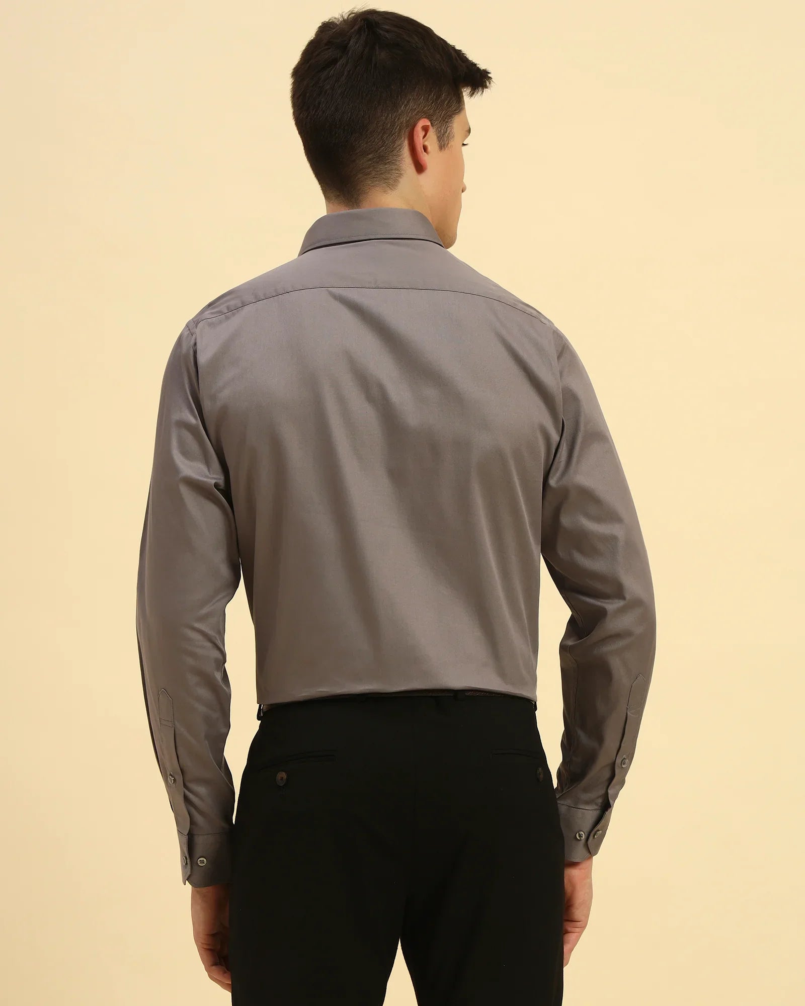 Back view of the Dark Grey Aeternum Men's Belgium Giza Shirt demonstrating the clean shoulder line and structured fit.
