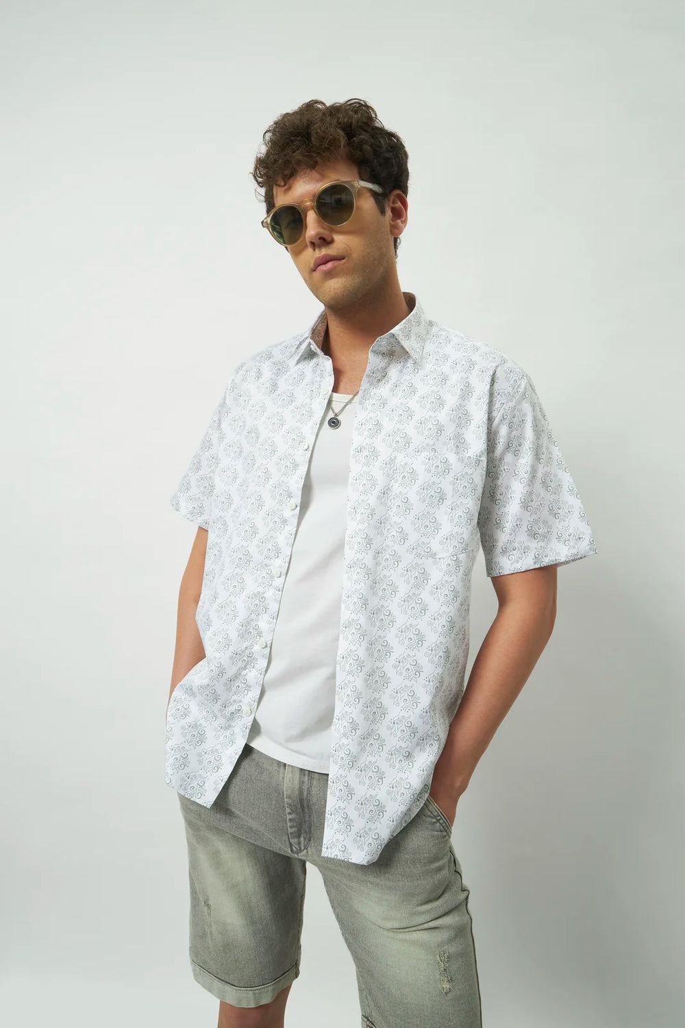 Relaxed Fit Heritage Print 100% Cotton Half Sleeve Shirt | Ivory Green