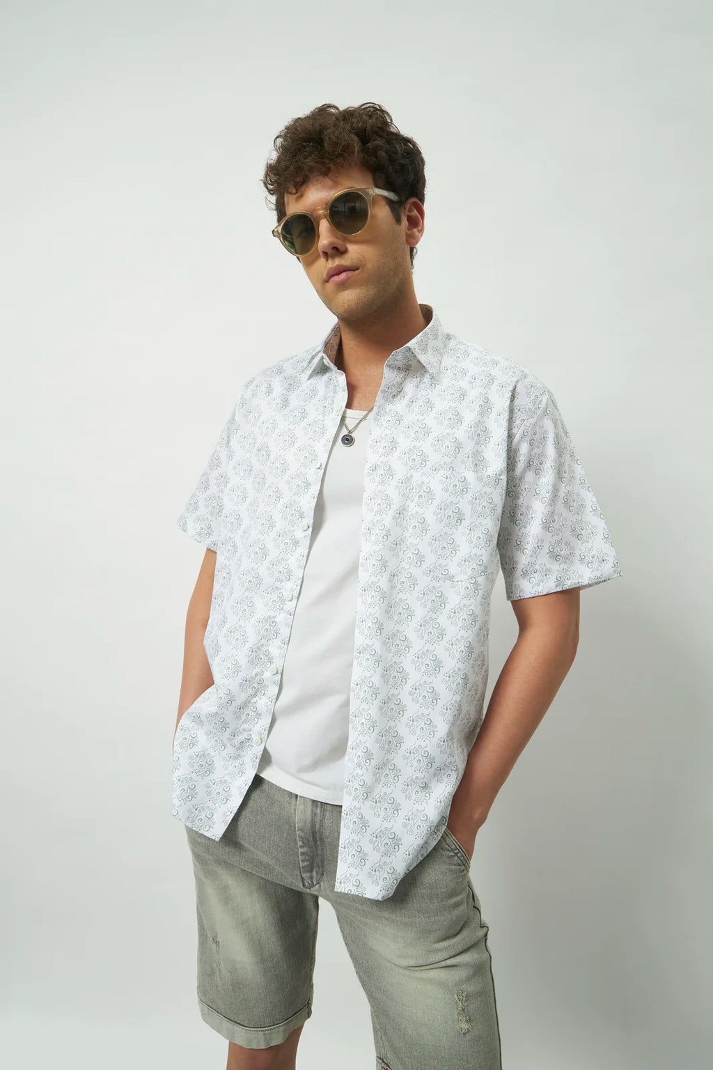 Relaxed Fit Heritage Print 100% Cotton Half Sleeve Shirt | Ivory Green