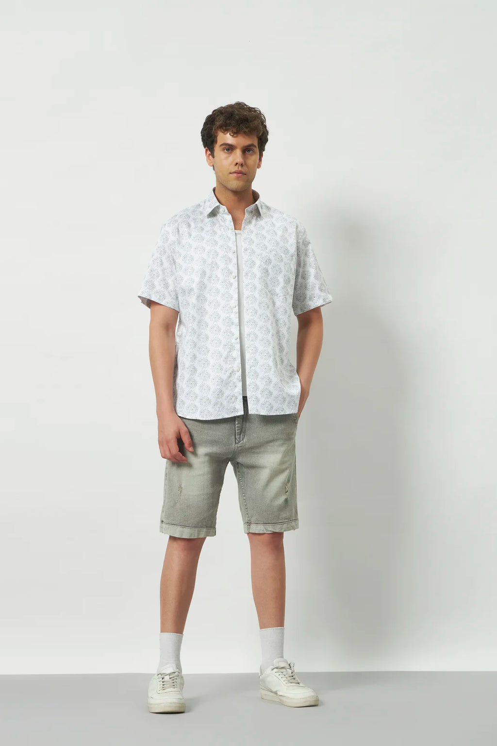 Relaxed Fit Heritage Print 100% Cotton Half Sleeve Shirt | Ivory Green